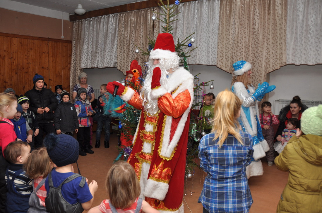 Чайковские газовики поддержали благотворительную новогоднюю акцию "По следам Деда Мороза"