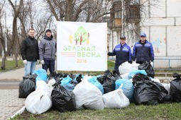 В ходе субботника было собрано 8 кубометров мусора