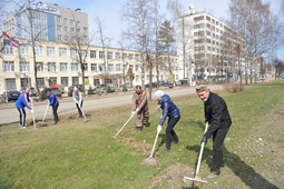 Субботник на Приморском бульваре